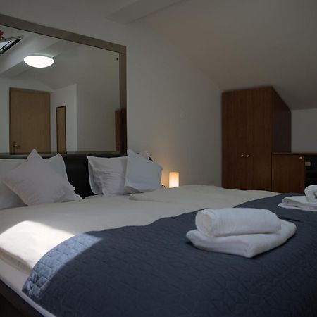Apartmaji Soncek Izola Dış mekan fotoğraf